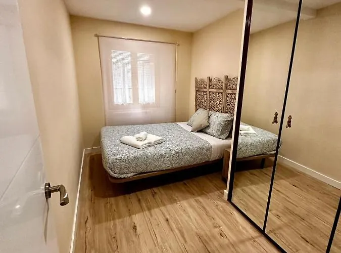 Atuaire Arcos En El Centro Historico De Burgo